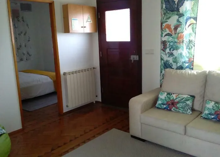 O Nosso Cantinho * Lourical